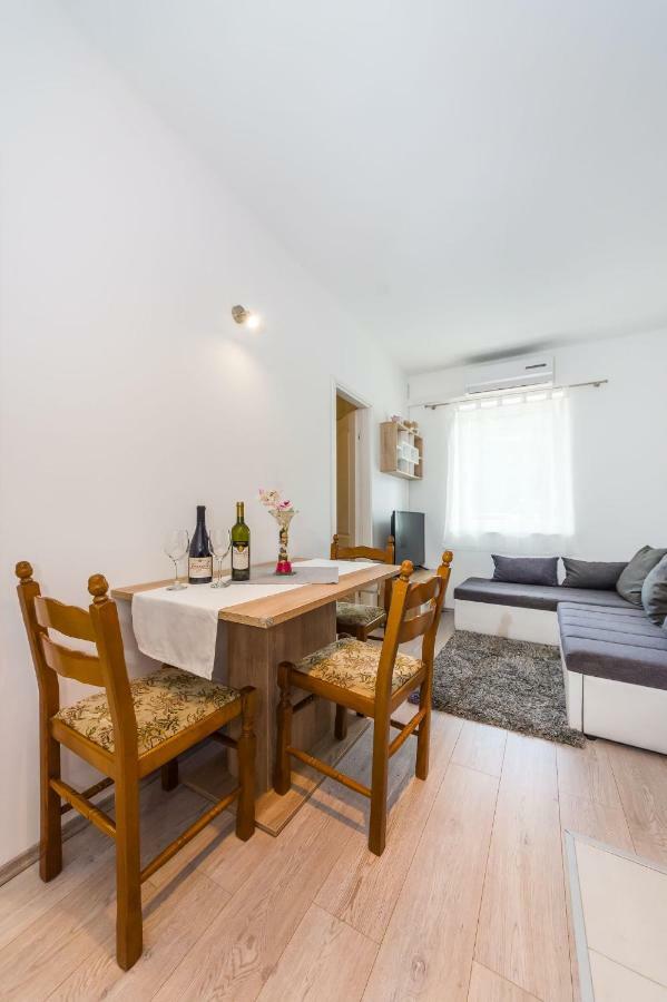 Apartman Nino Novigrad  Luaran gambar